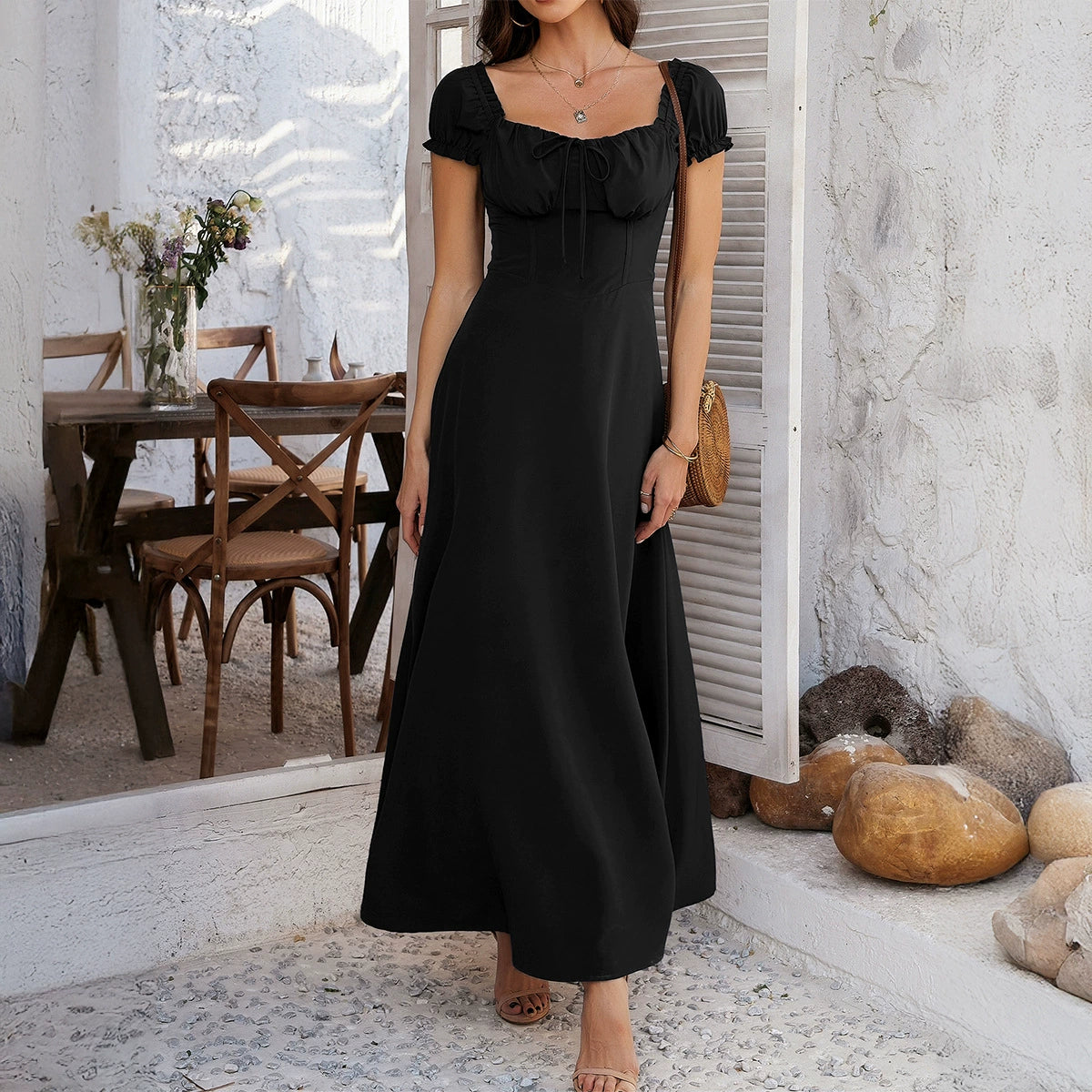 Robe Longue Col Carré