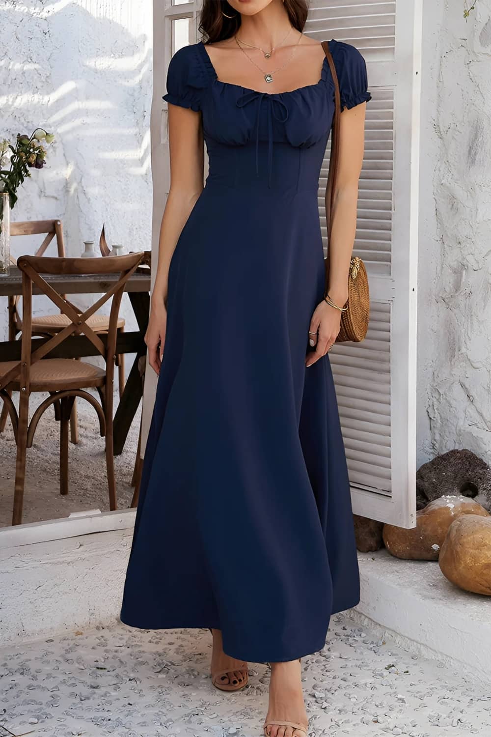Robe Longue Col Carré
