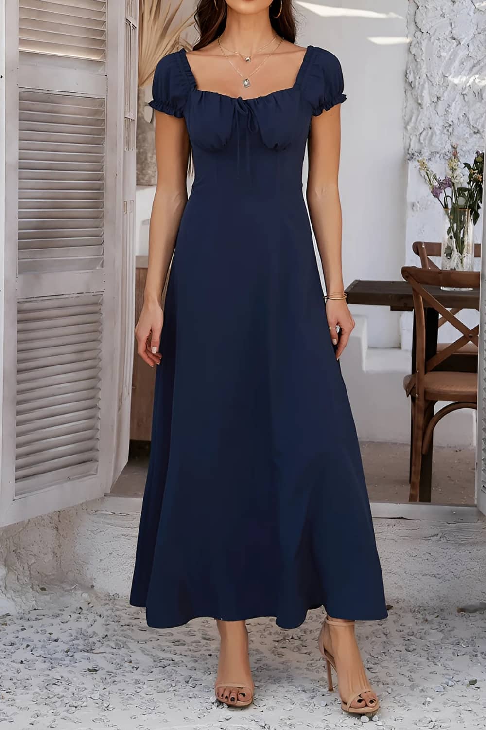Robe Longue Col Carré