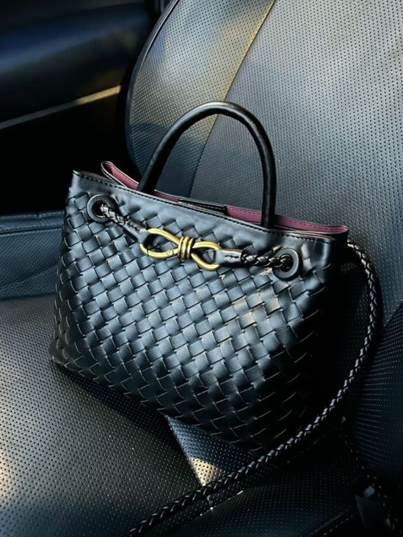 Sac à main tissé